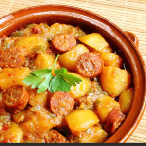 Poêlée de pdt, chorizo et saucisse fumée