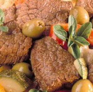 Sauté de boeuf aux olive et coquillette